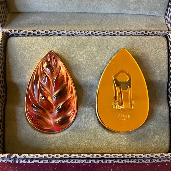Vintage Lalique Crystal Earrings - Picture 9 of 12